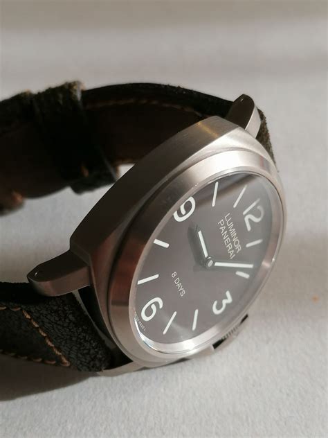 Panerai Luminor Base 8 Days PAM 00562 